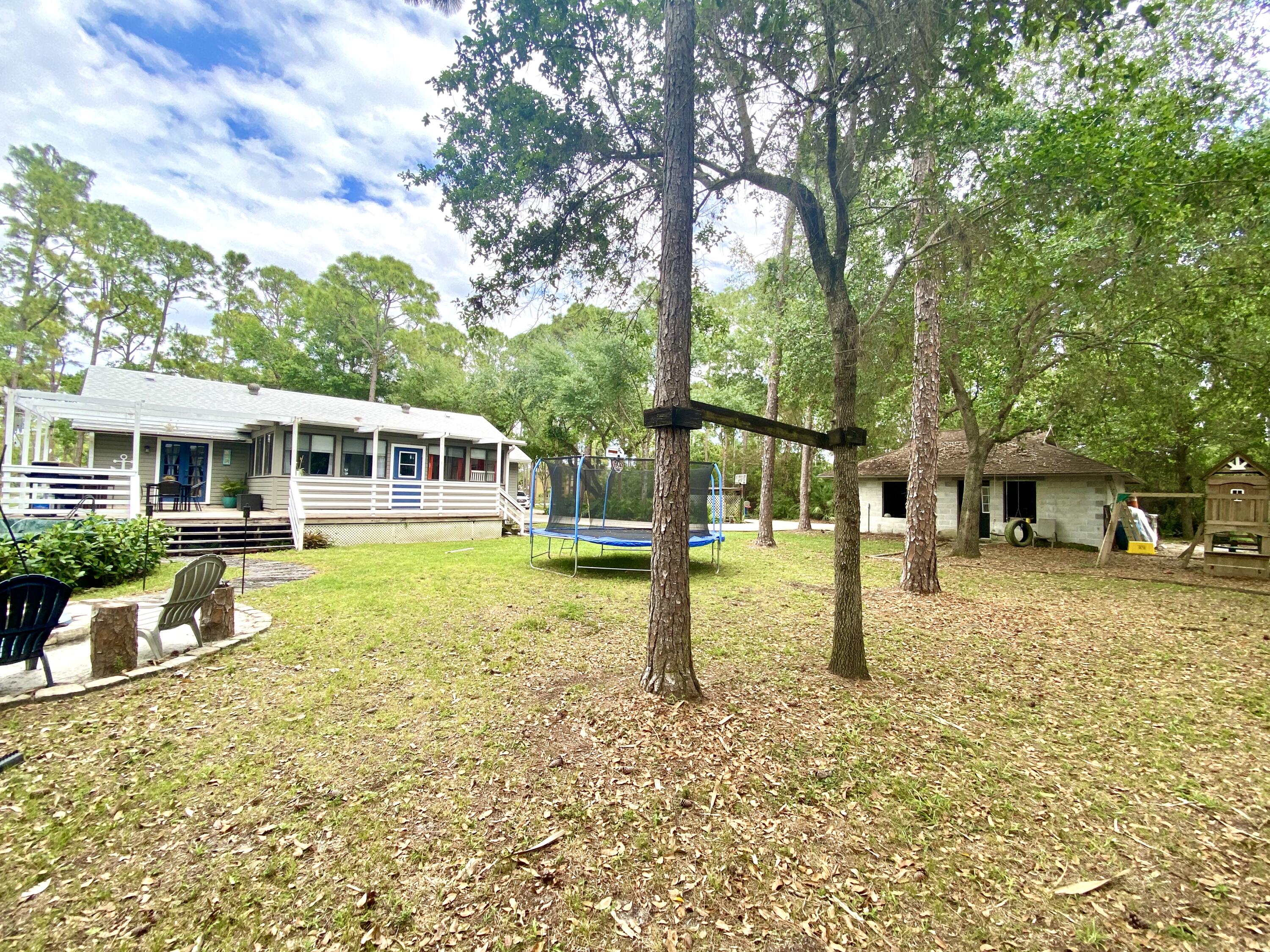 13130 85th Road North The Acreage, FL 33412 - Photo 29 of 34 C936DEF6-A0AA-49FF-97F7-B7DDB03BDC66