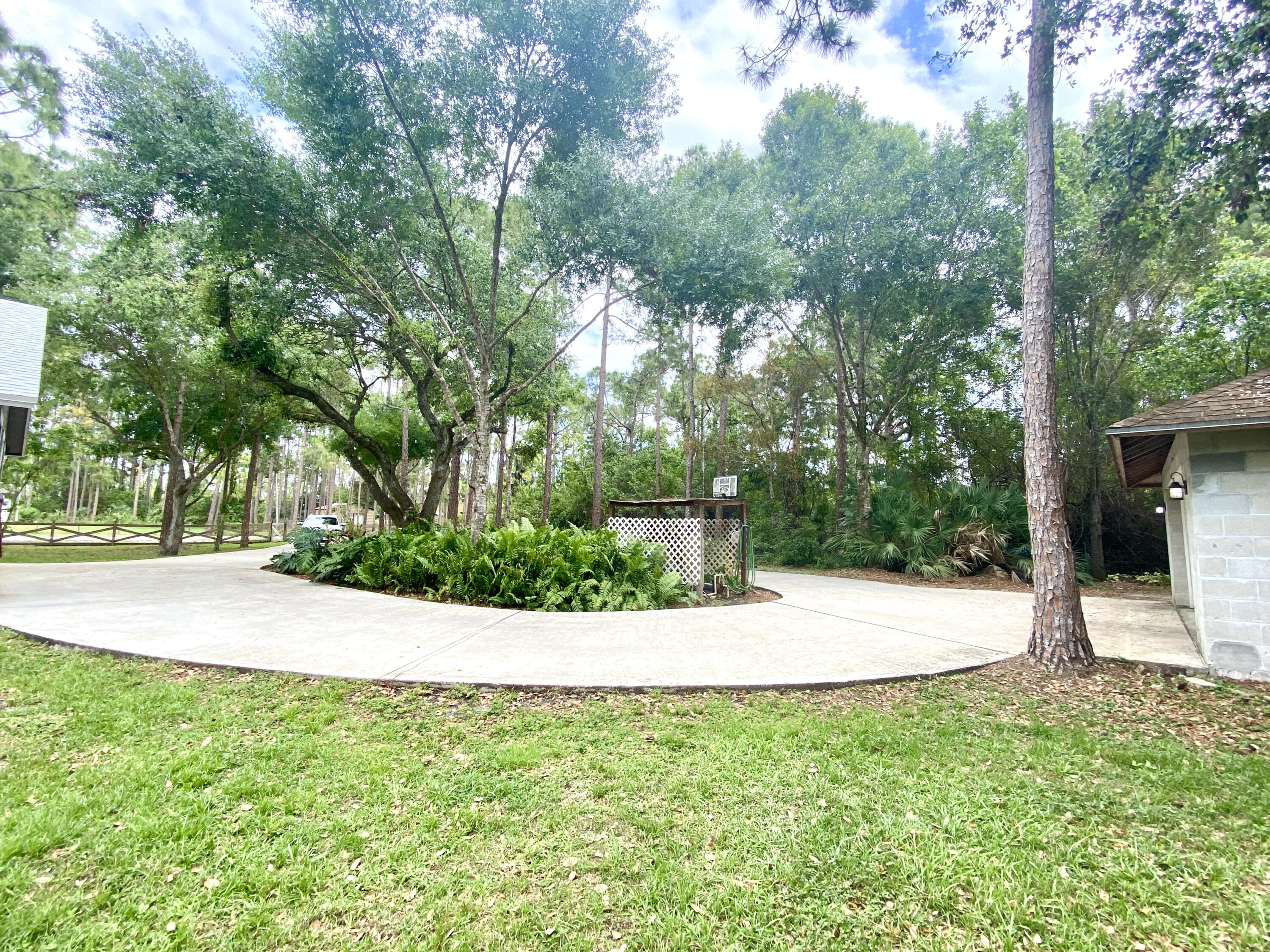 13130 85th Road North The Acreage, FL 33412 - Photo 30 of 34 EECA1866-D45B-4D29-BBBA-569BF332983E
