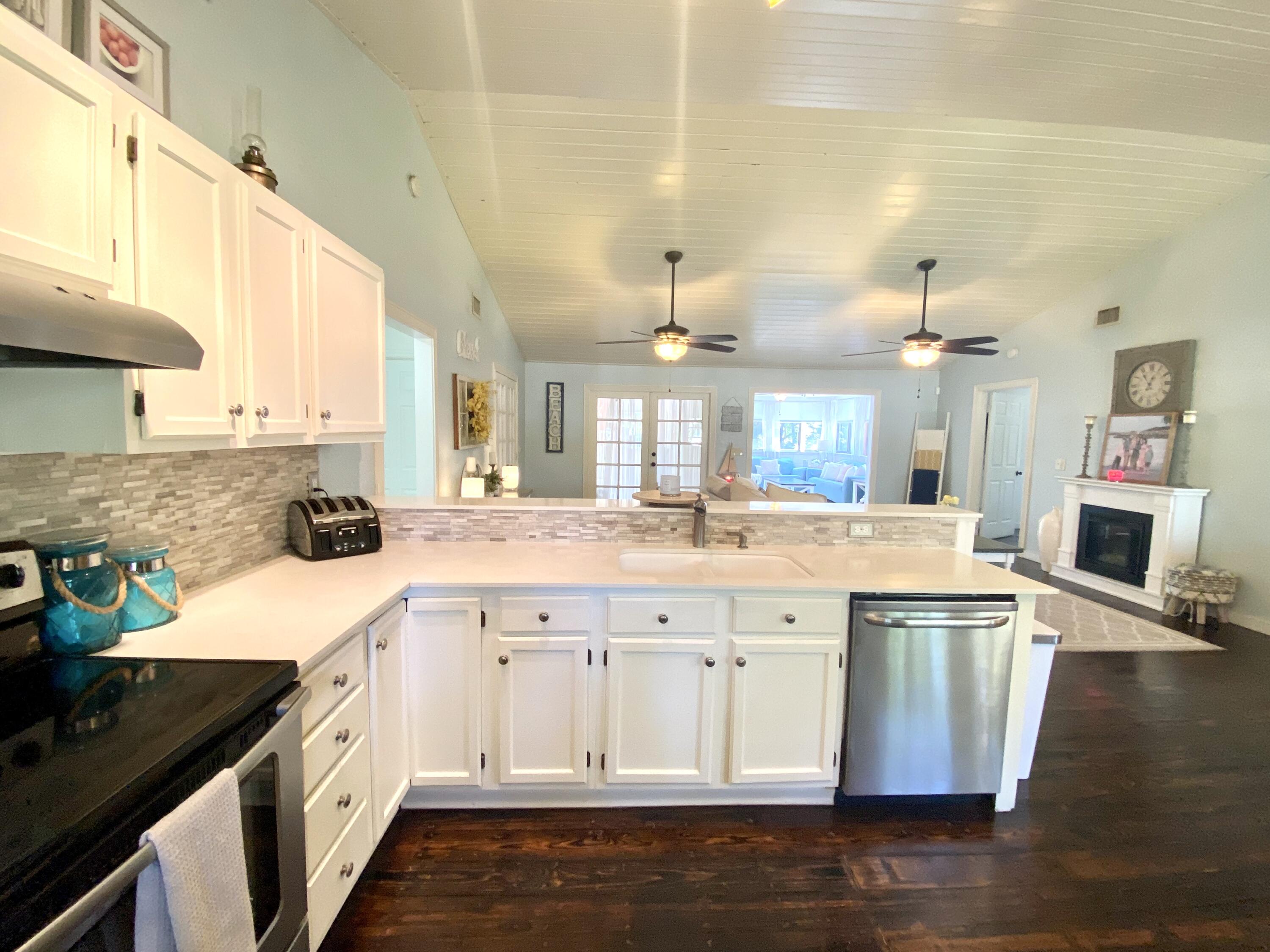 13130 85th Road North The Acreage, FL 33412 - Photo 6 of 34 CE18F566-2371-4BF4-A544-C3F56444E722