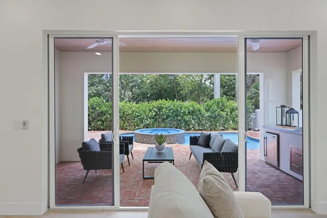 $1,750,000 | 115 Magic Way, Jupiter, FL 33458