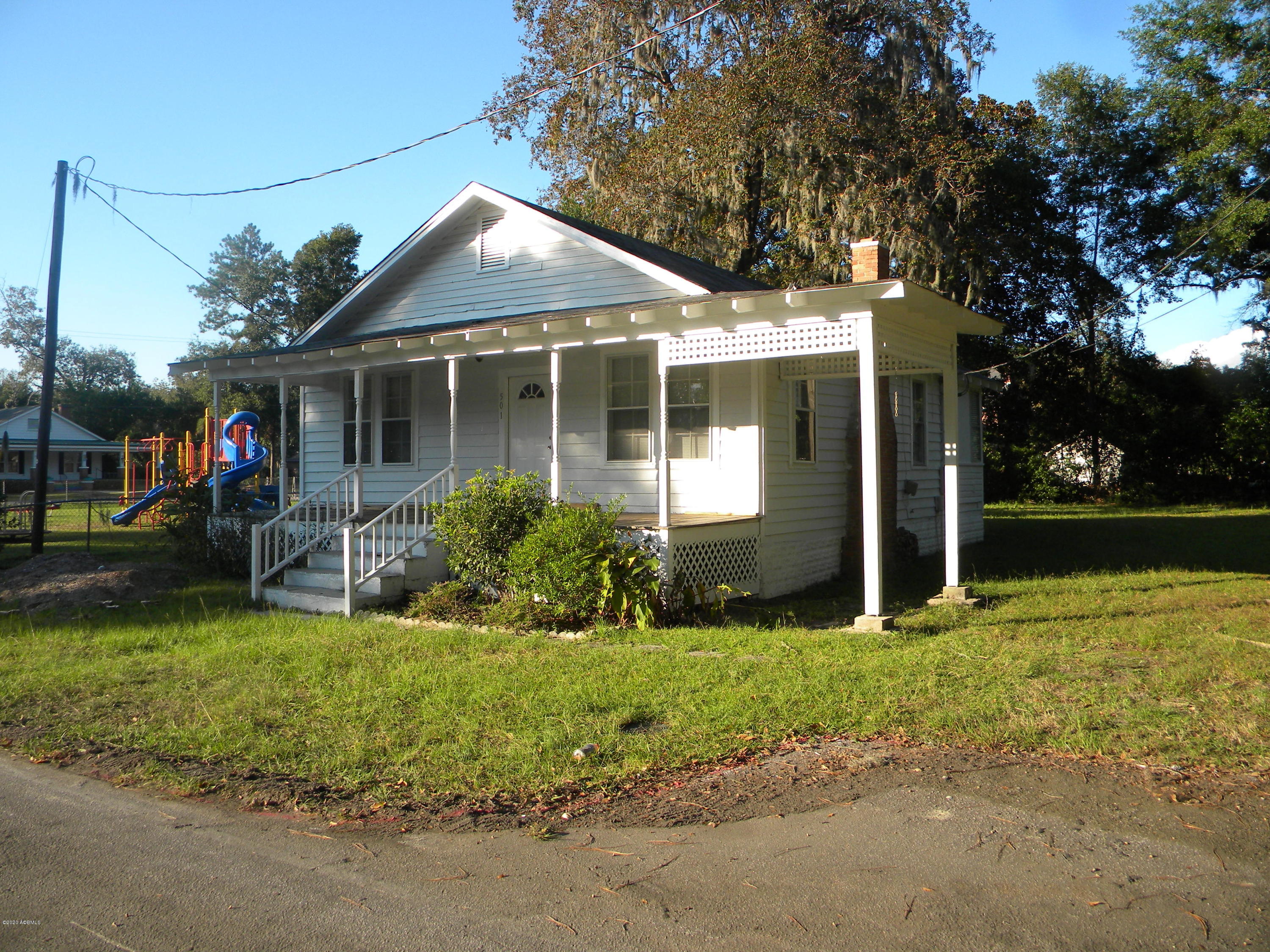 501 Adams Street Ridgeland, SC 29936 - Photo 2 of 21 DSCN5977