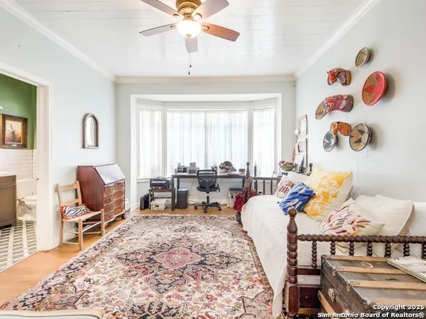 $4,500 | 310 Garraty Road, Terrell Hills, TX 78209