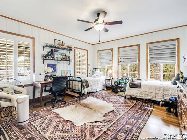 $4,500 | 310 Garraty Road, Terrell Hills, TX 78209