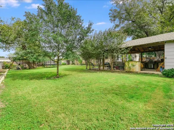 $4,500 | 310 Garraty Road, Terrell Hills, TX 78209