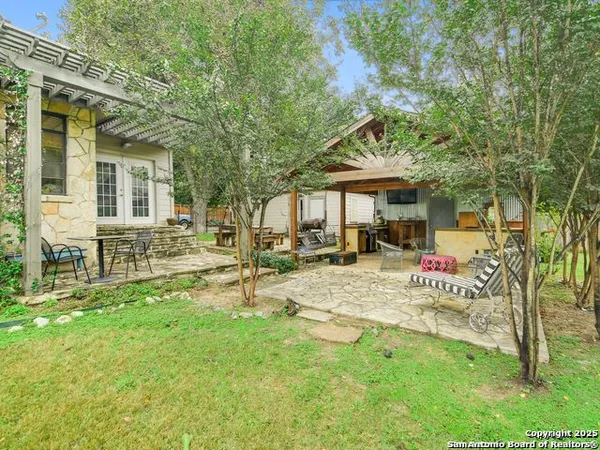 $4,500 | 310 Garraty Road, Terrell Hills, TX 78209