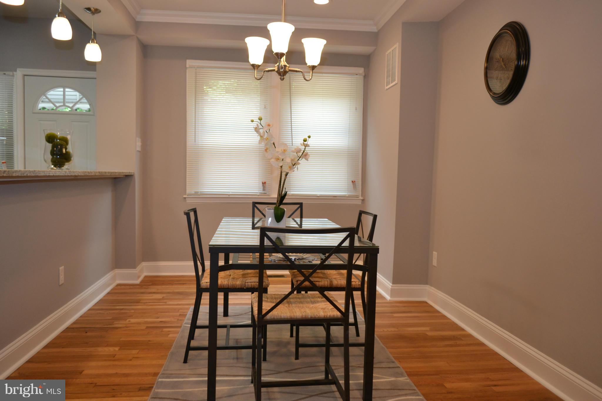 2450 West Cold Spring Lane Baltimore, MD 21215 - Photo 3 of 26 Dining Room