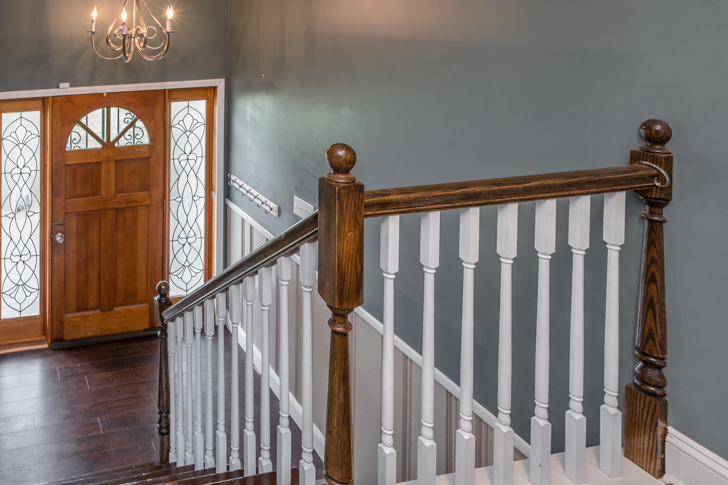 5000 Clarmar Road Jeffersontown, KY 40299 - Photo 3 of 46 Entry foyer