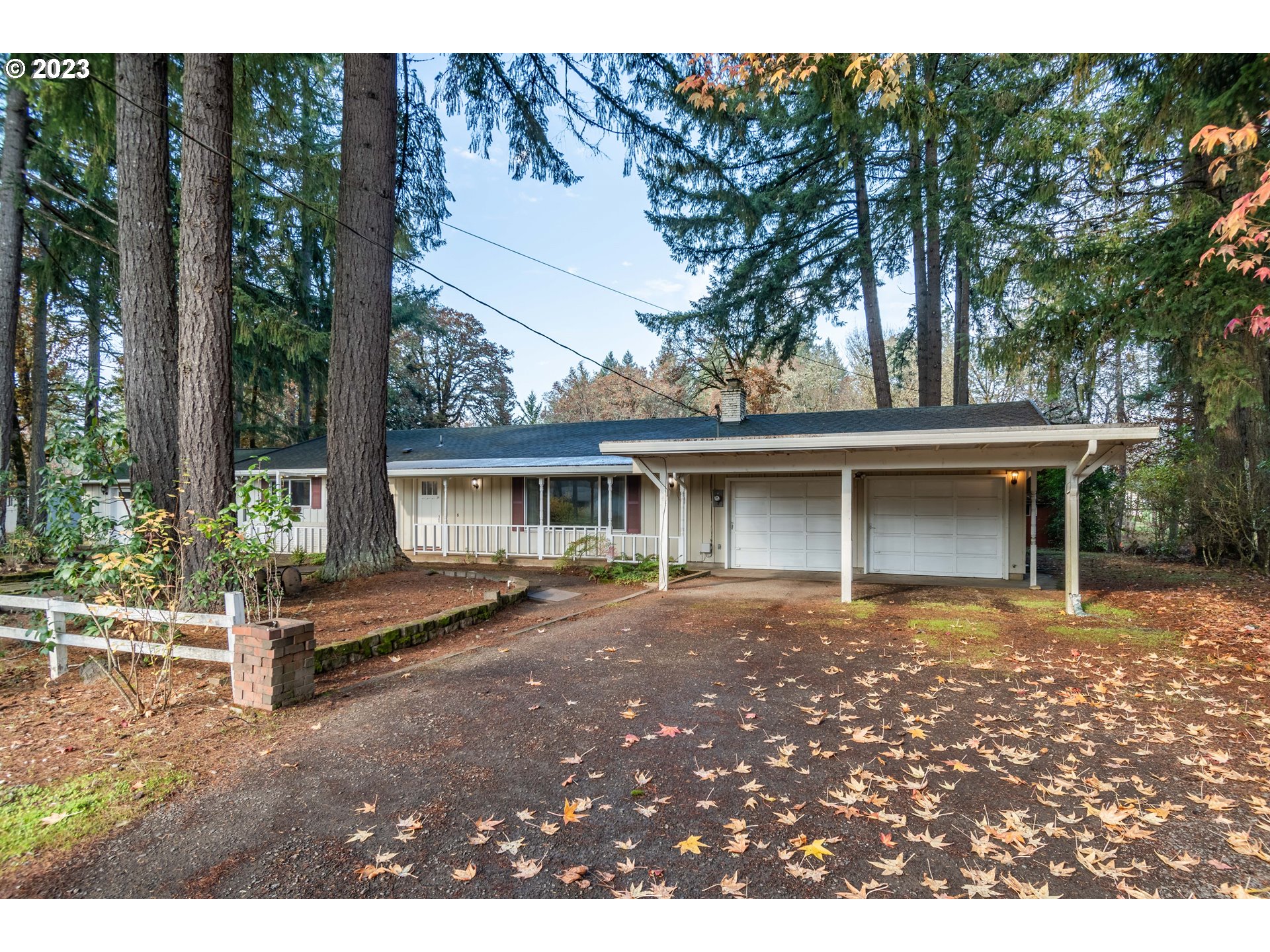 25455 Lamb Road Elmira, OR 97437 - Photo 33 of 47 Driveway