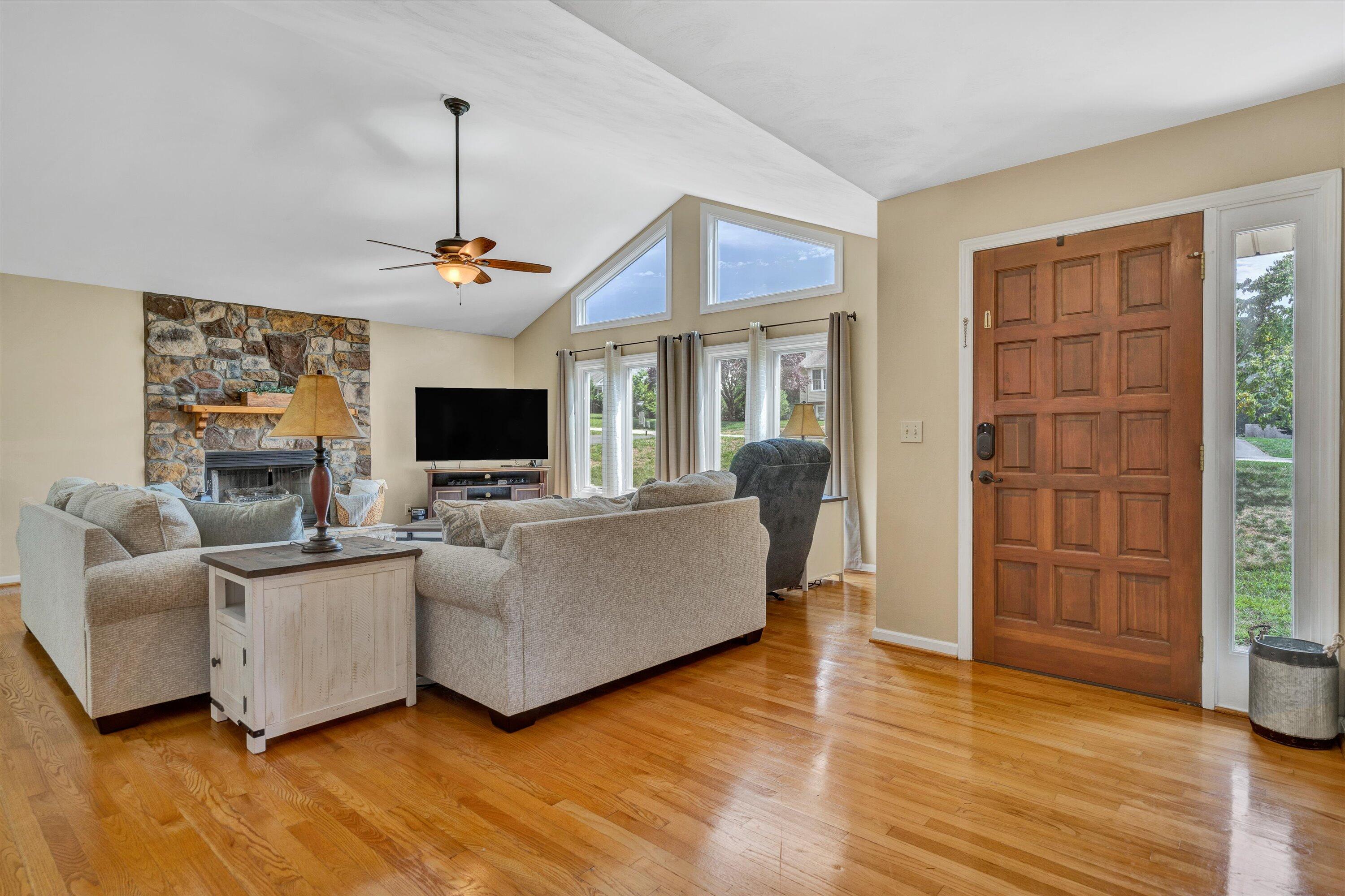 164 Deer Track Cloverdale, VA 24077 - Photo 3 of 28 a living room with furniture and a flat screen tv