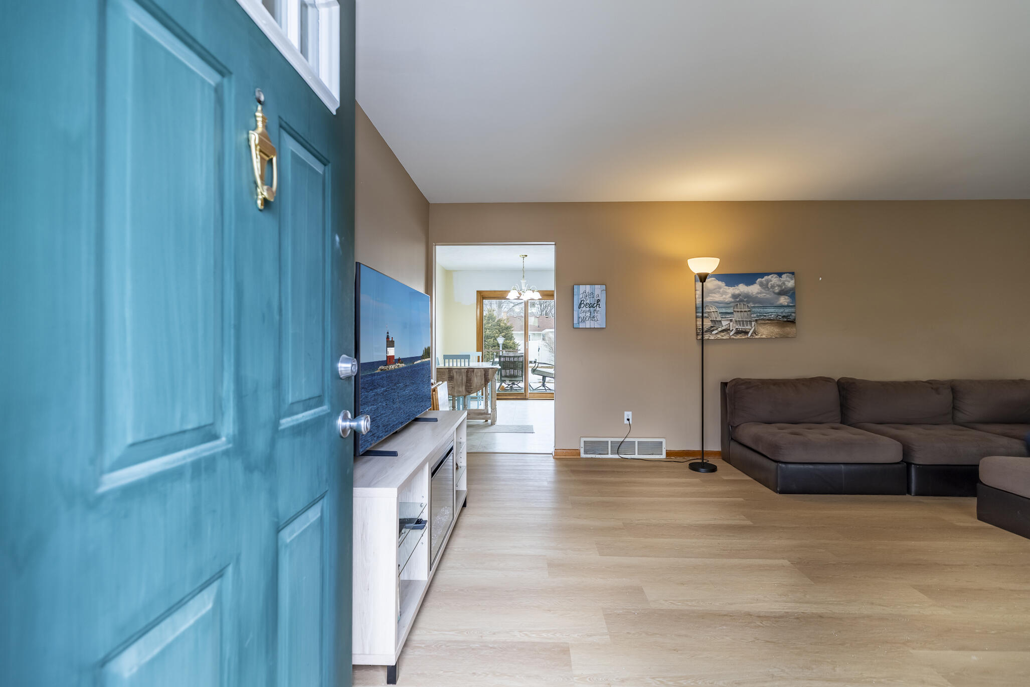 3543 44th Street Highland, IN 46322 - Photo 11 of 30 2054x1369