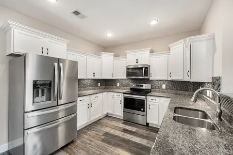 $399,900 | 518 Latham Court, Clarksville, TN 37043