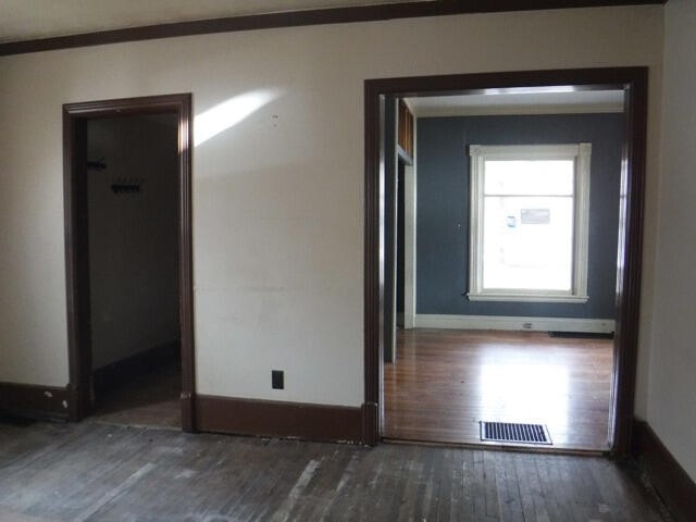 620 Gilbert Avenue Kalamazoo, MI 49048 - Photo 7 of 16