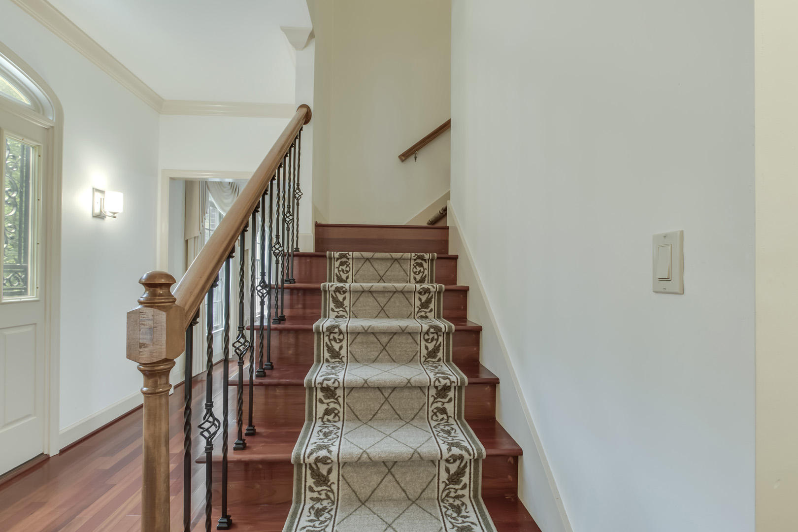 109 Amanda Place Oak Ridge, TN 37830 - Photo 20 of 38 20_AmandaPlace_109_StairsUp