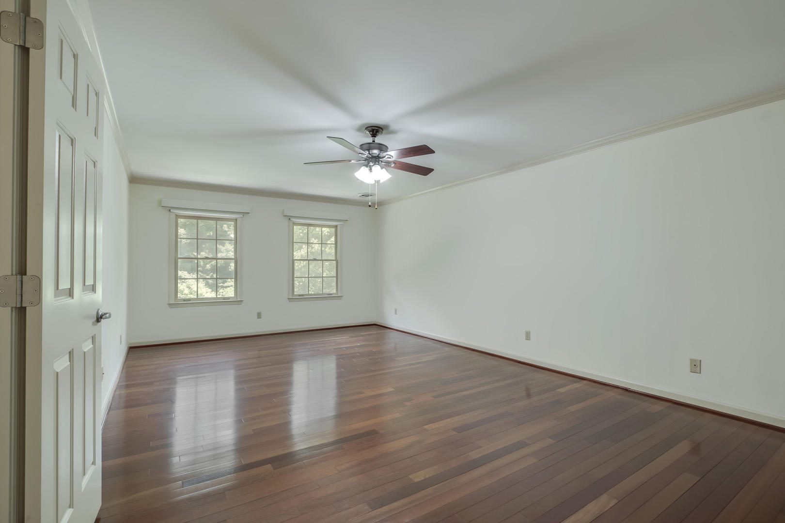 109 Amanda Place Oak Ridge, TN 37830 - Photo 22 of 38 22_AmandaPlace_109_MasterBedroom01