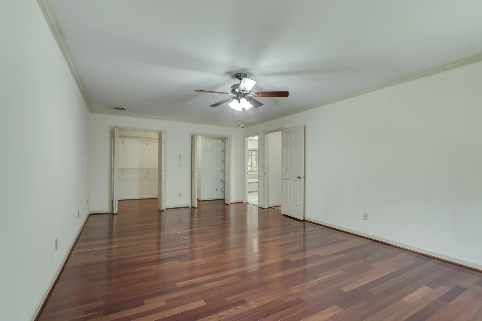 109 Amanda Place Oak Ridge, TN 37830 - Photo 23 of 38 23_AmandaPlace_109_MasterBedroom02