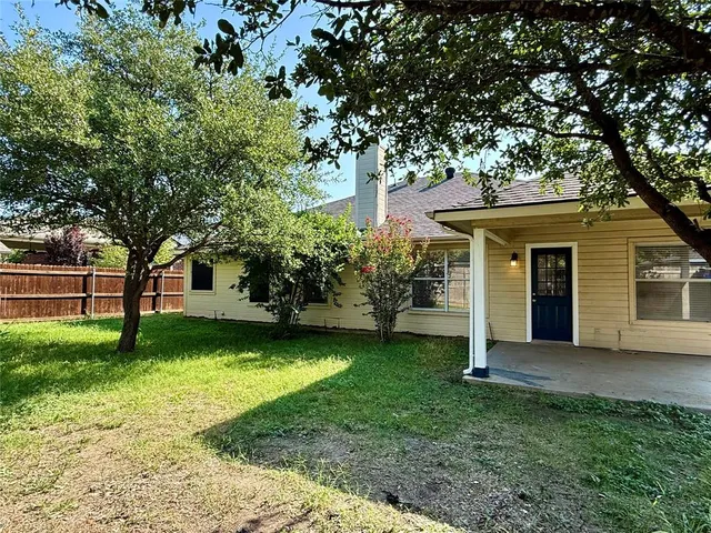$2,195 | 8159 Kathleen Drive, Fort Worth, TX 76137