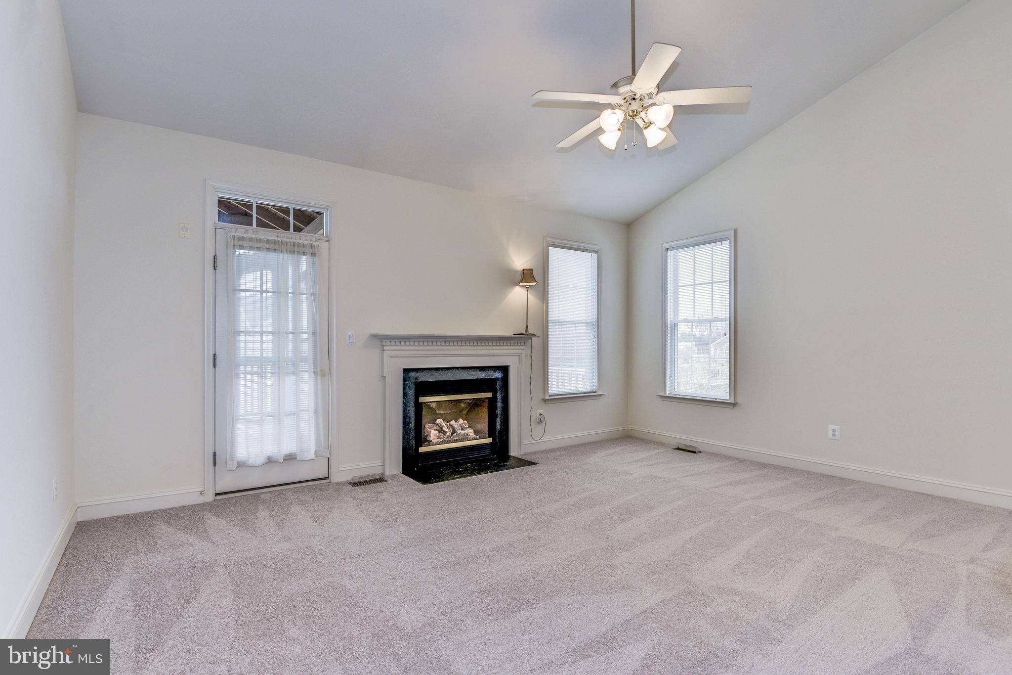 13598 Ryton Ridge Lane Gainesville, VA 20155 - Photo 10 of 38 Gallery Image 10