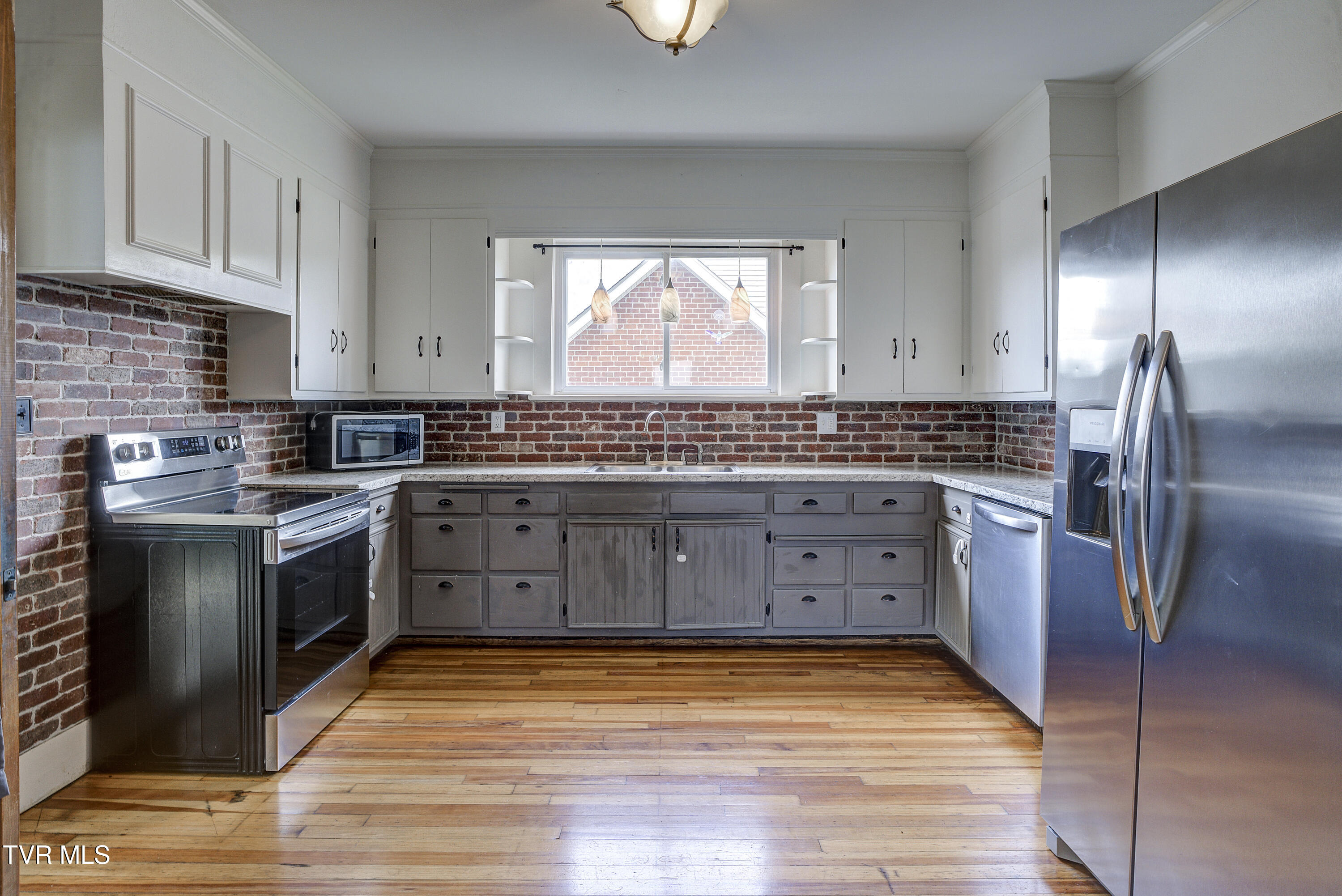 312 Love Street Erwin, TN 37650 - Photo 17 of 50 Love-12