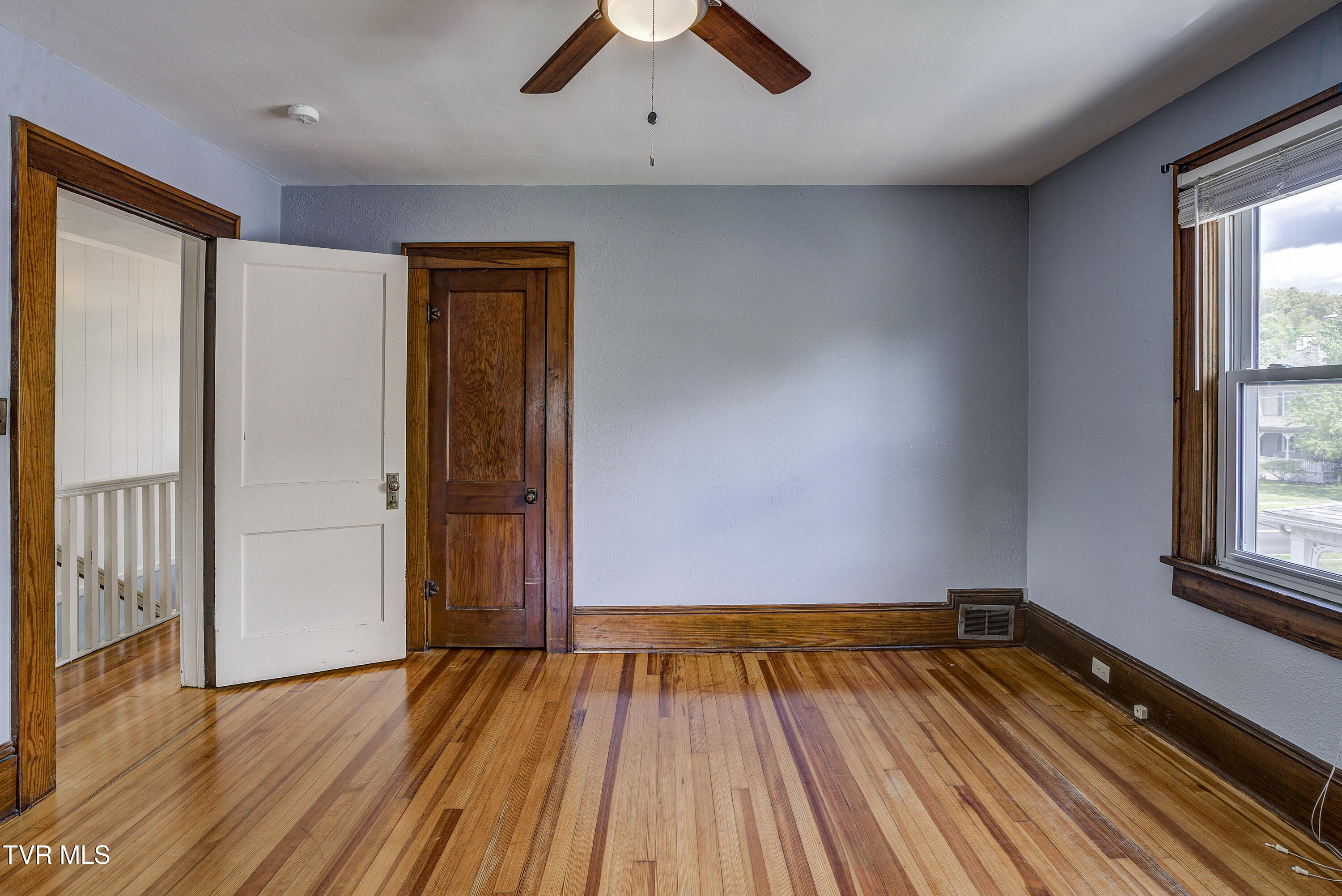 312 Love Street Erwin, TN 37650 - Photo 36 of 50 Love-31