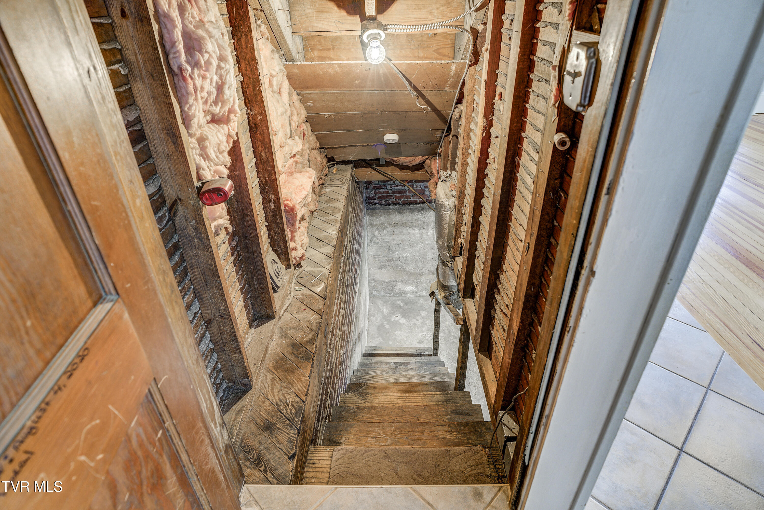 312 Love Street Erwin, TN 37650 - Photo 40 of 50 Love-35