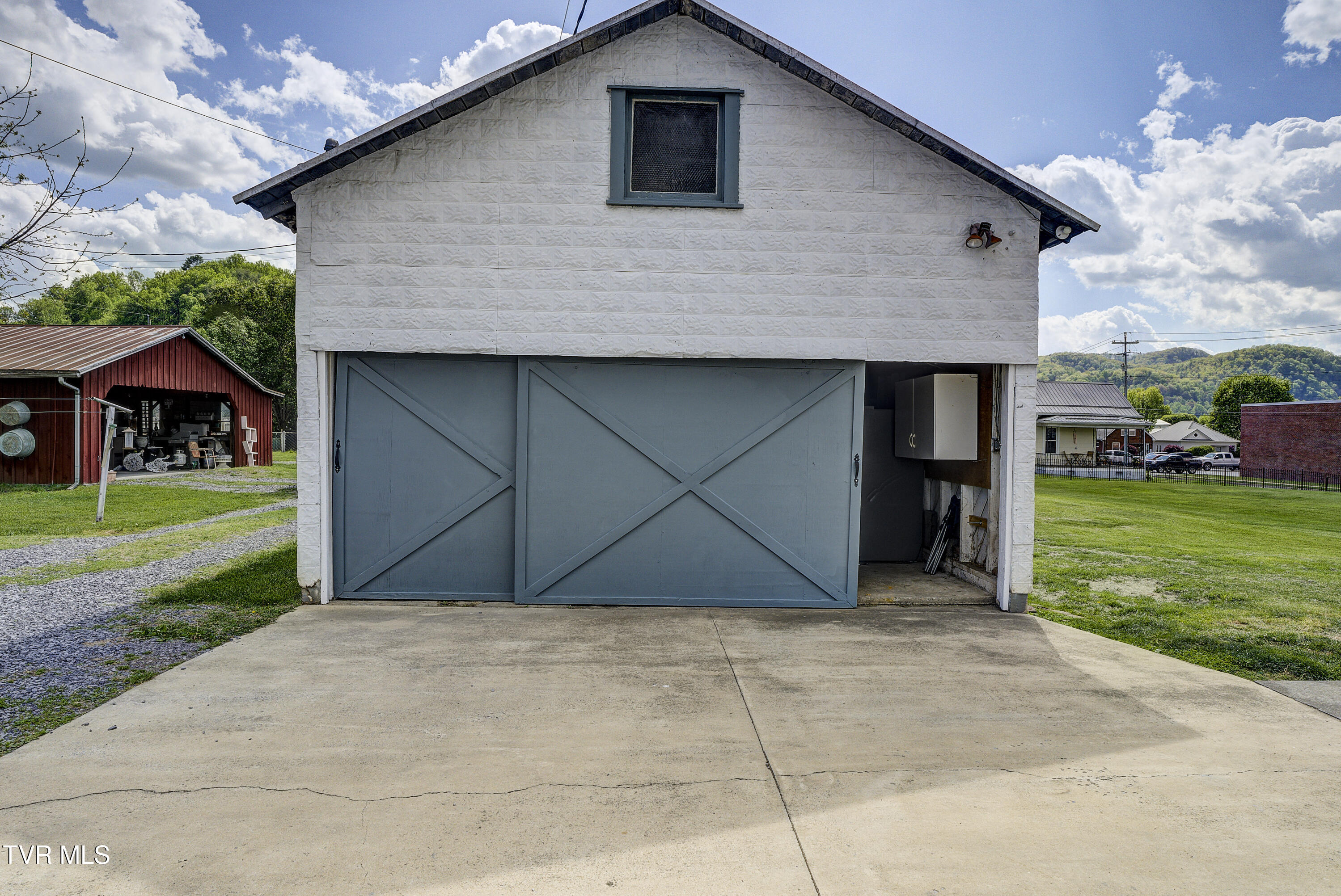 312 Love Street Erwin, TN 37650 - Photo 47 of 50 Love-42