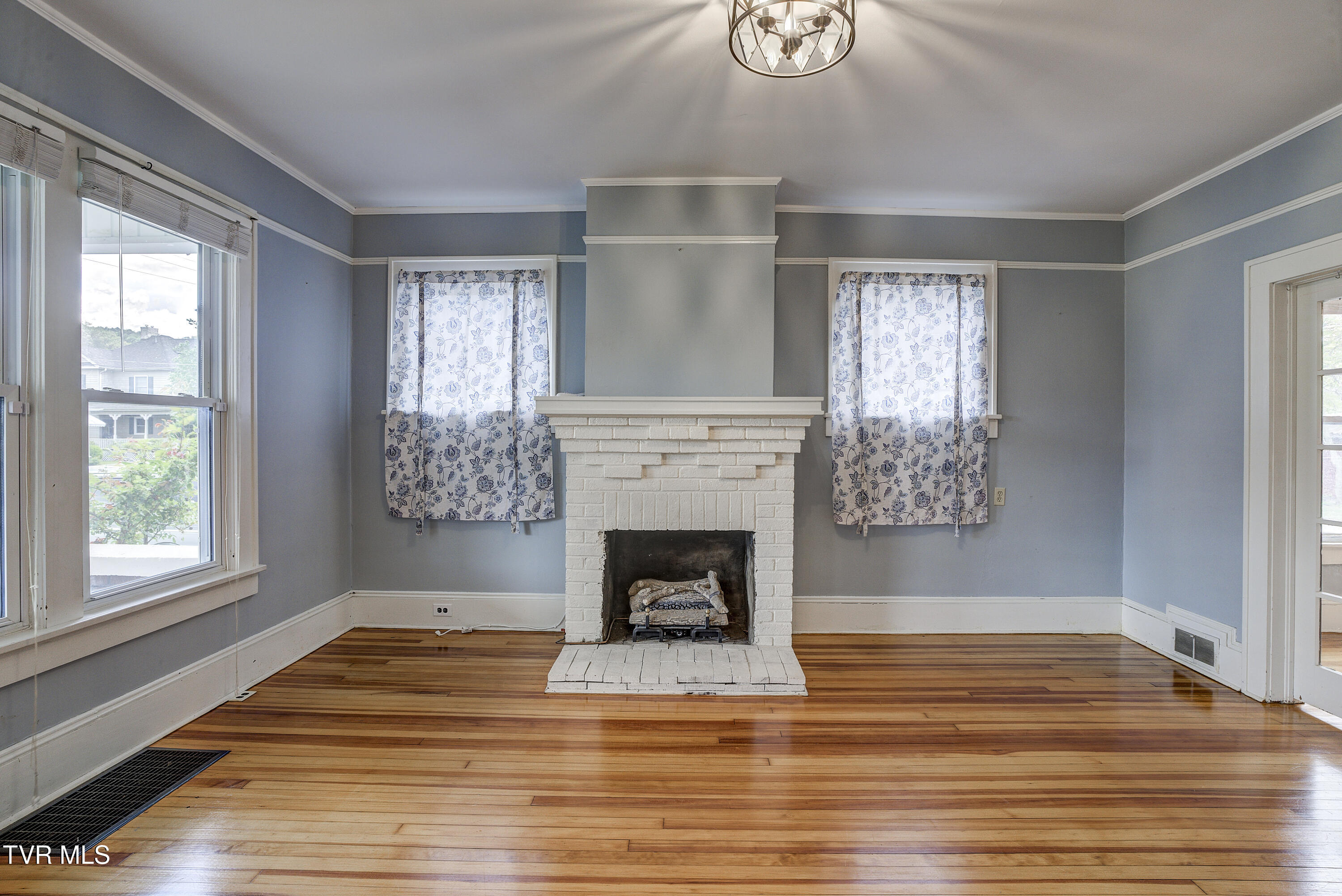 312 Love Street Erwin, TN 37650 - Photo 7 of 50 Love-2