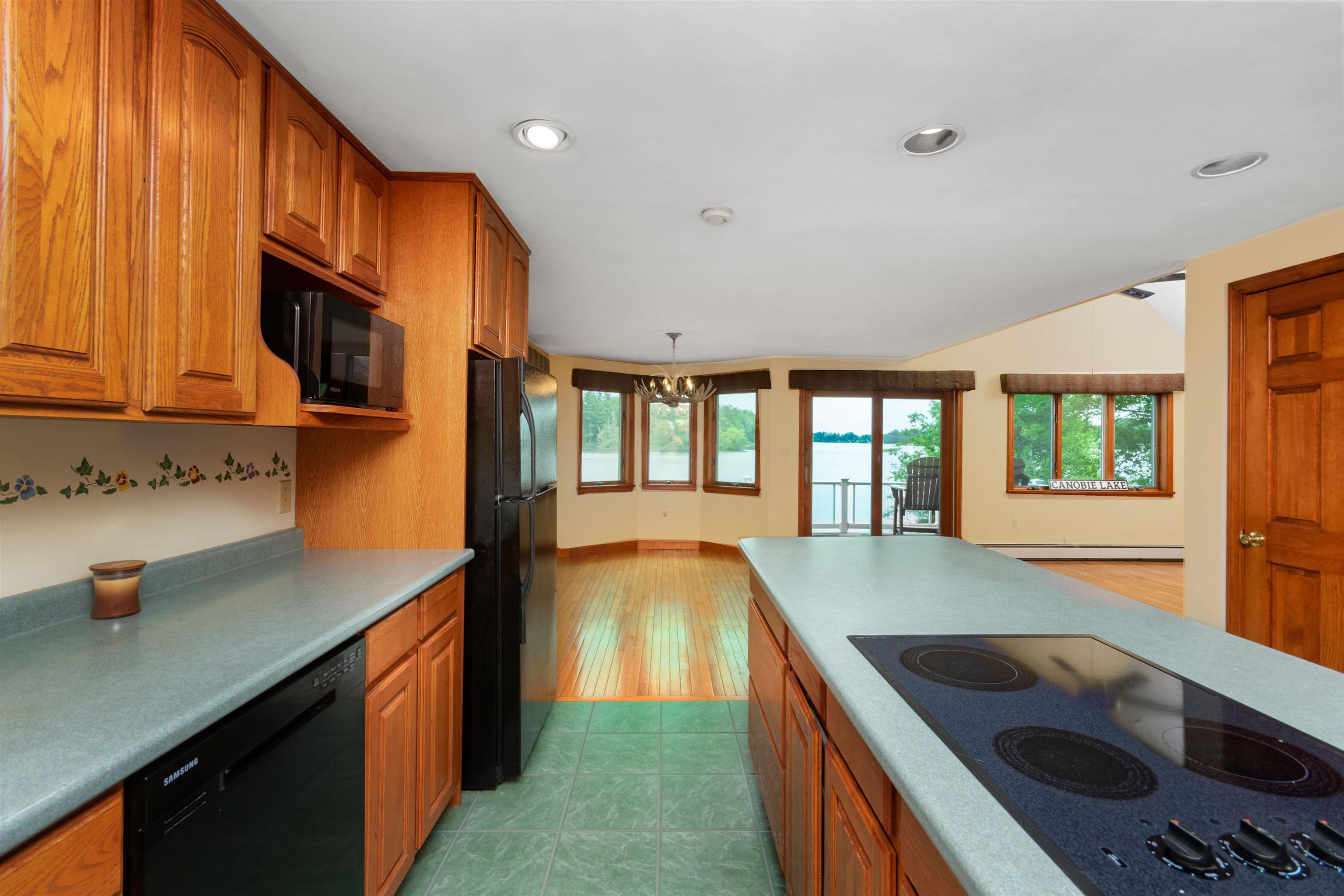 108 South Shore Road Windham, NH 03087 - Photo 29 of 47