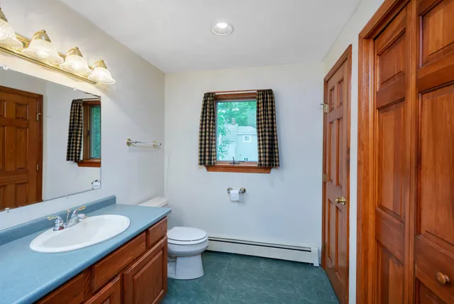 $764,995 | 108 South Shore Road, Windham, NH 03087