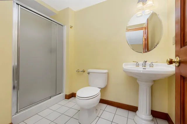 $764,995 | 108 South Shore Road, Windham, NH 03087