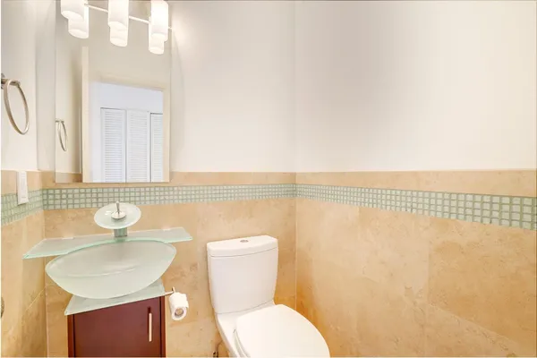 $6,000 | 3721 Northeast 29th Avenue, Lighthouse Point, FL 33064