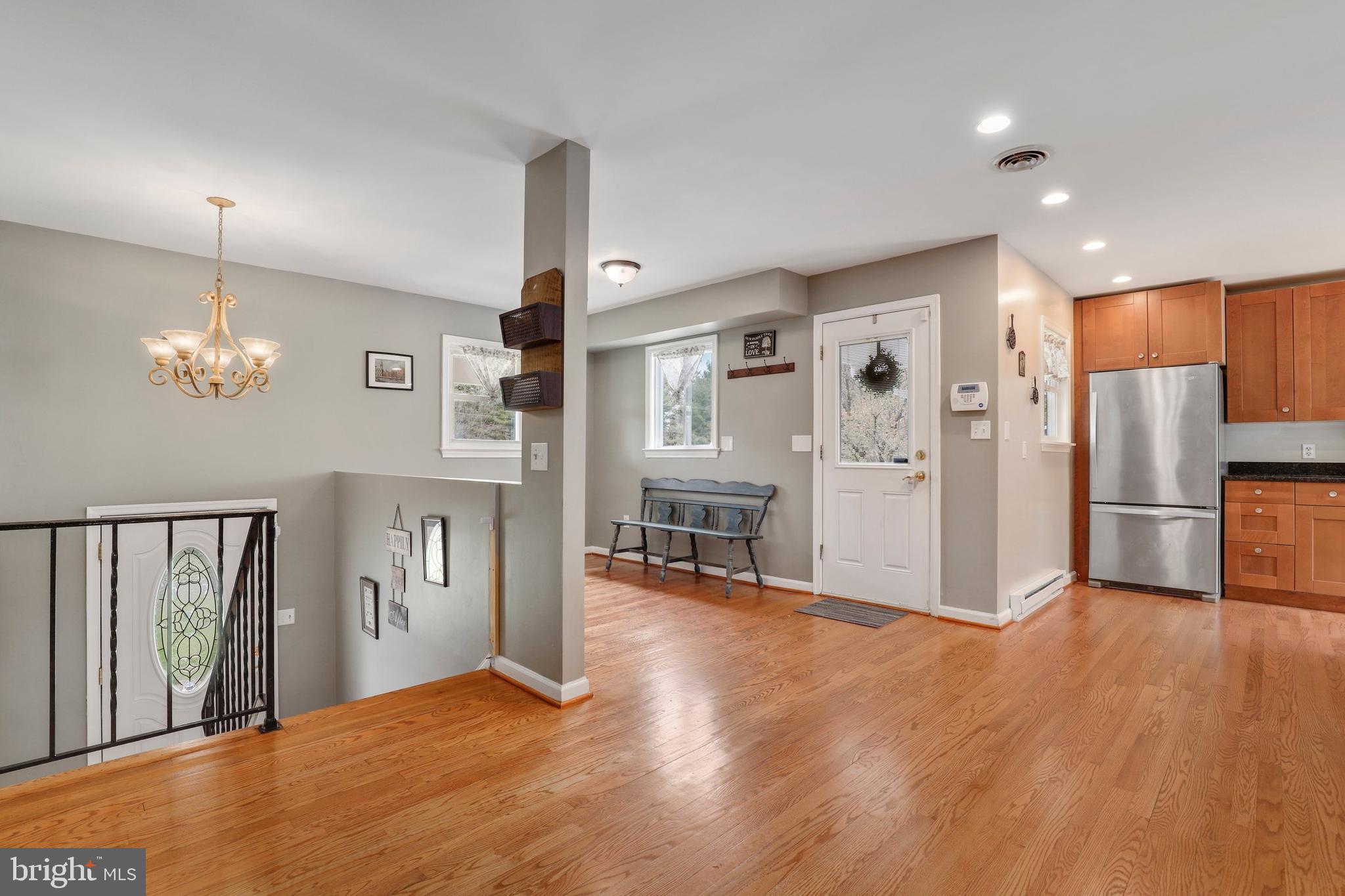 5405 Sidney Road Mount Airy, MD 21771 - Photo 3 of 45 Gallery Image 3