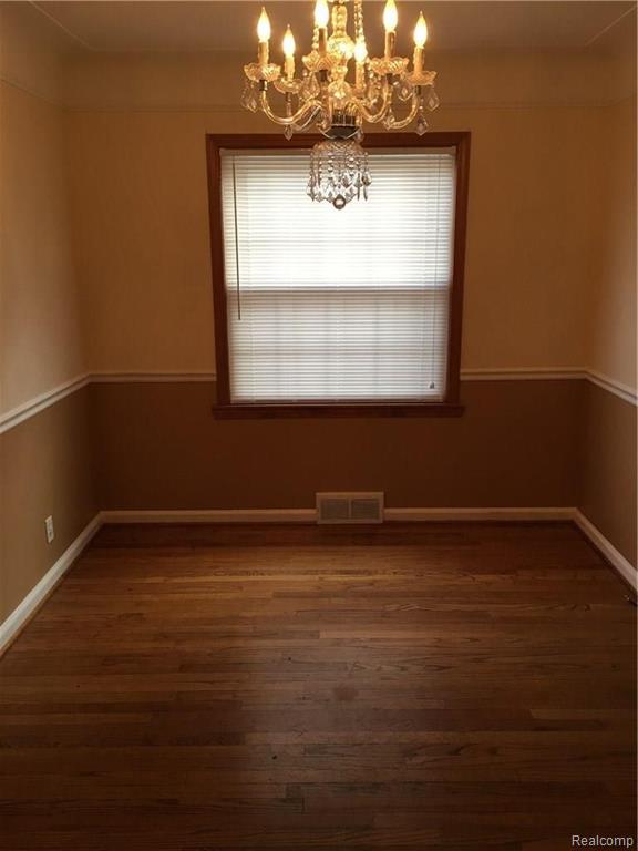 1308 Roslyn Road Grosse Pointe, MI 48236 - Photo 7 of 21