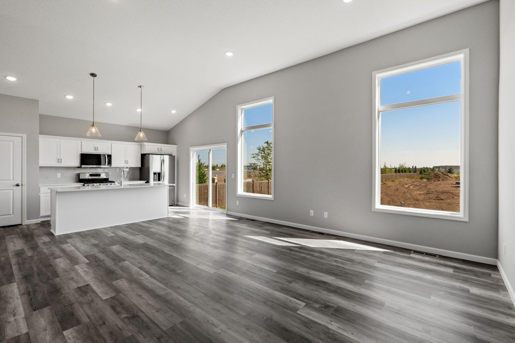 812 Fox River Road Somerset, WI 54025 - Photo 12 of 39