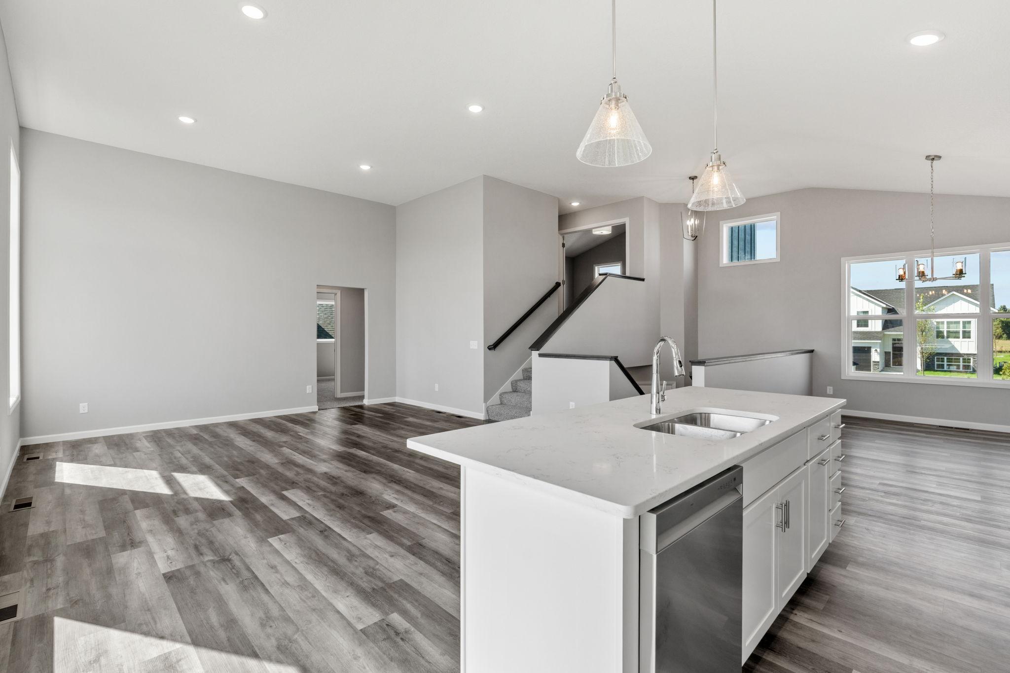 812 Fox River Road Somerset, WI 54025 - Photo 15 of 39