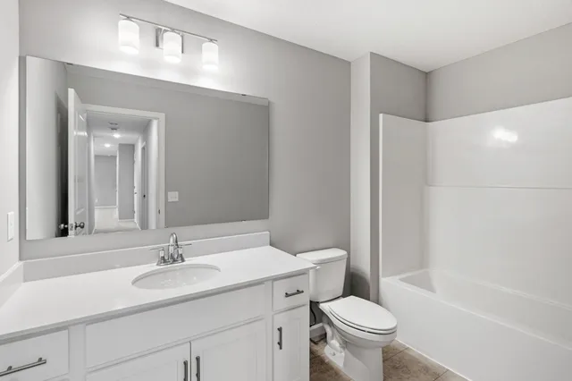 $424,900 | 812 Fox River Road, Somerset, WI 54025