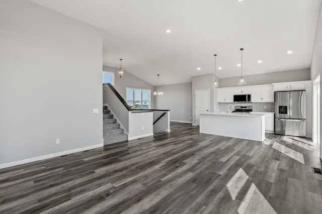 $424,900 | 812 Fox River Road, Somerset, WI 54025