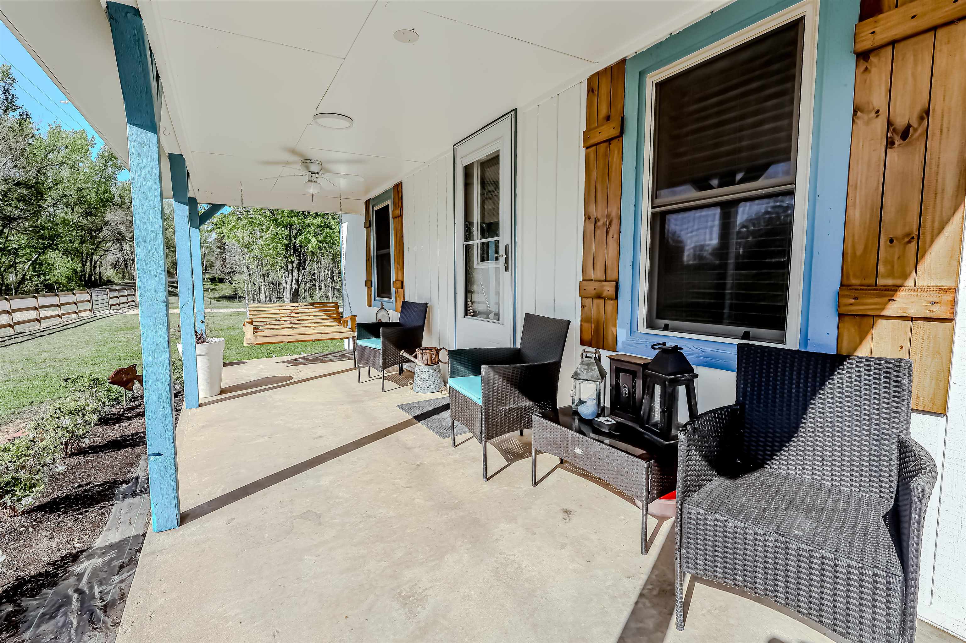 6264 Asbury Glimp Road Ripley, TN 38063 - Photo 3 of 18 View of patio / terrace with a porch and ceiling fan