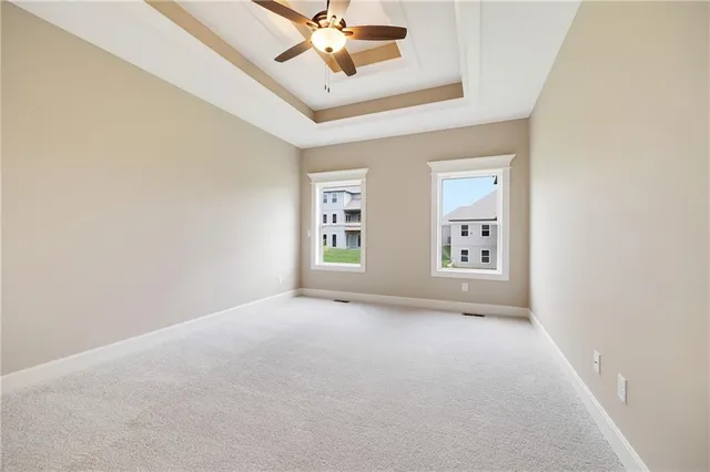 $600,040 | 7012 Northeast 102nd Court, Kansas City, MO 64156