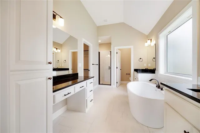 $600,040 | 7012 Northeast 102nd Court, Kansas City, MO 64156