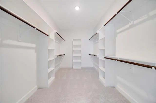 $600,040 | 7012 Northeast 102nd Court, Kansas City, MO 64156