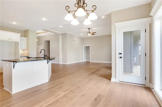 $600,040 | 7012 Northeast 102nd Court, Kansas City, MO 64156