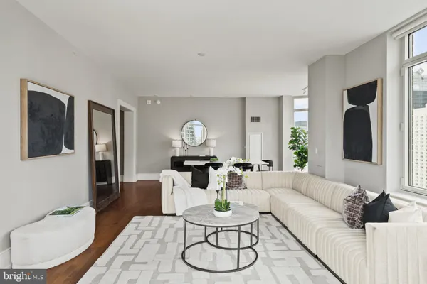 $1,575,000 | 130 South 18th Street, Unit 1803, Philadelphia, PA 19103