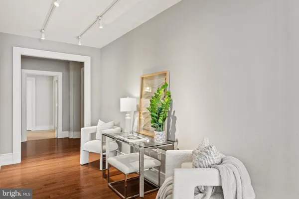 $1,575,000 | 130 South 18th Street, Unit 1803, Philadelphia, PA 19103