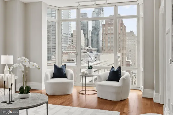 $1,575,000 | 130 South 18th Street, Unit 1803, Philadelphia, PA 19103