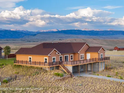 $1,200,000 | 63 Iroquois Trail, Pinedale, WY 82941