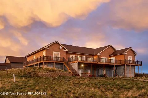 $1,200,000 | 63 Iroquois Trail, Pinedale, WY 82941