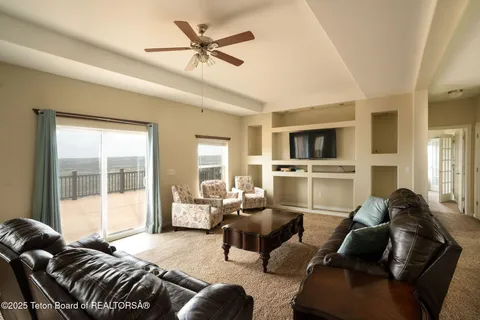 $1,200,000 | 63 Iroquois Trail, Pinedale, WY 82941