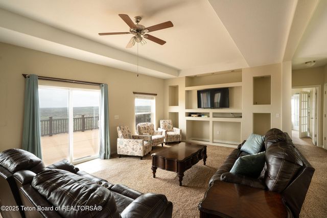 $1,200,000 | 63 Iroquois Trail, Pinedale, WY 82941