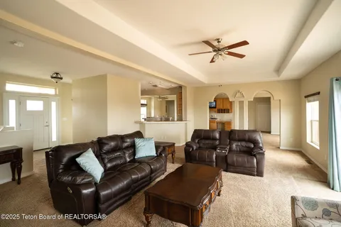 $1,200,000 | 63 Iroquois Trail, Pinedale, WY 82941