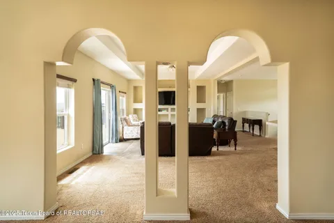 $1,200,000 | 63 Iroquois Trail, Pinedale, WY 82941